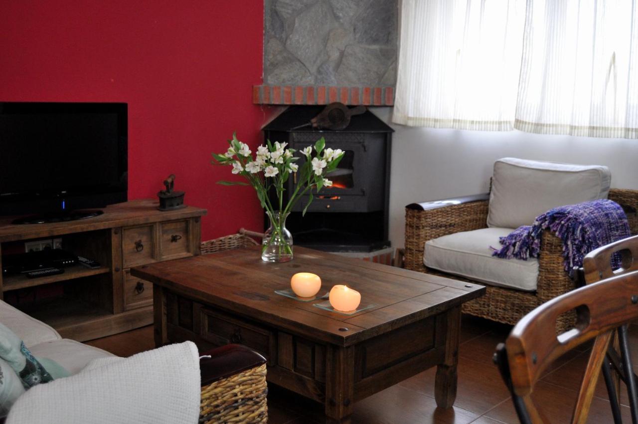 Casa Rural La Sastreria De Adanero Eksteriør billede