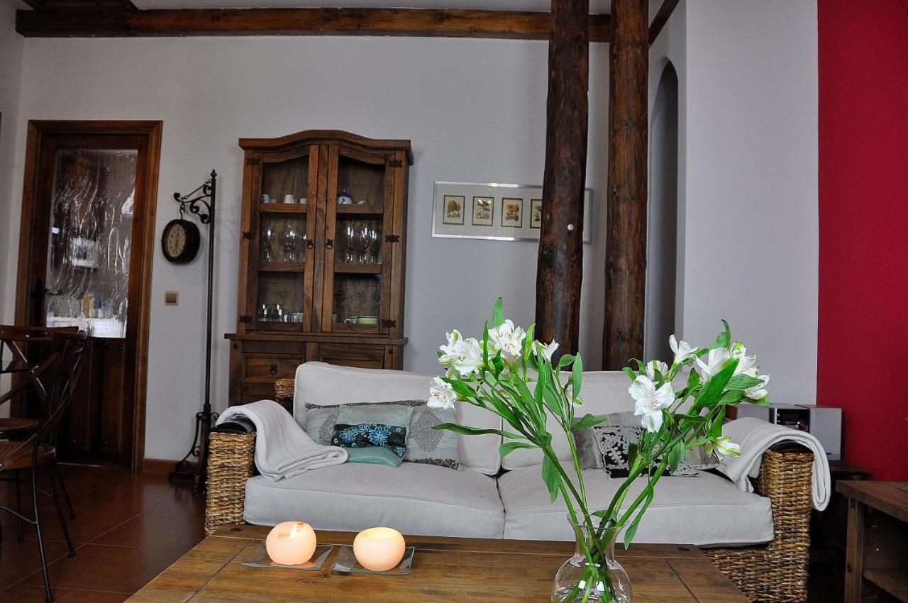 Casa Rural La Sastreria De Adanero Eksteriør billede