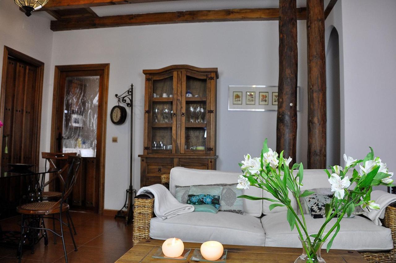 Casa Rural La Sastreria De Adanero Eksteriør billede