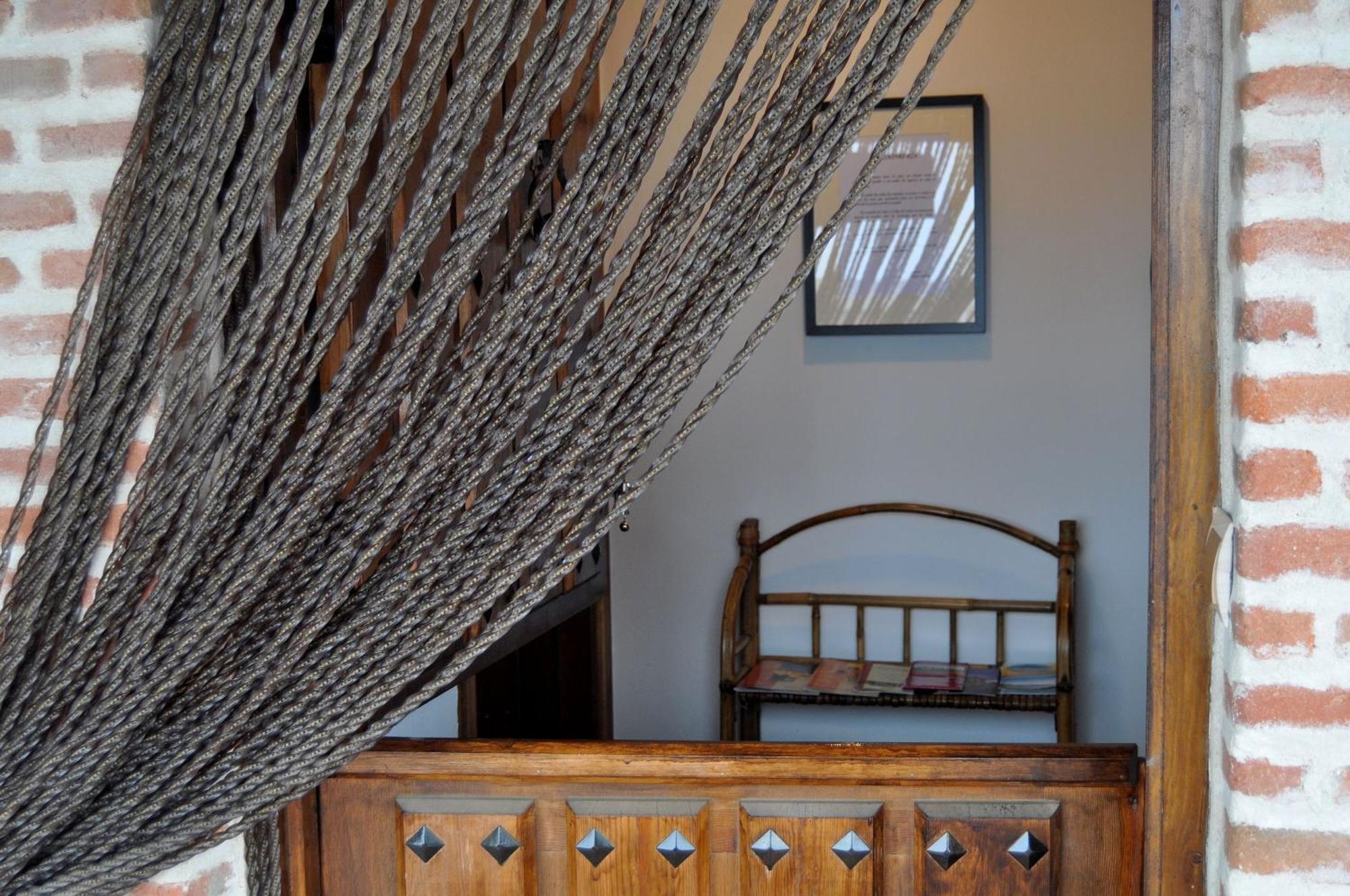 Casa Rural La Sastreria De Adanero Eksteriør billede